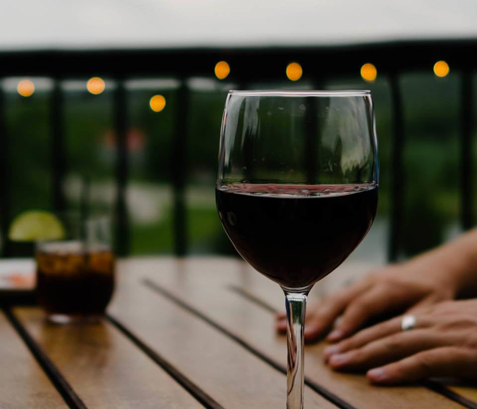 red wine glass